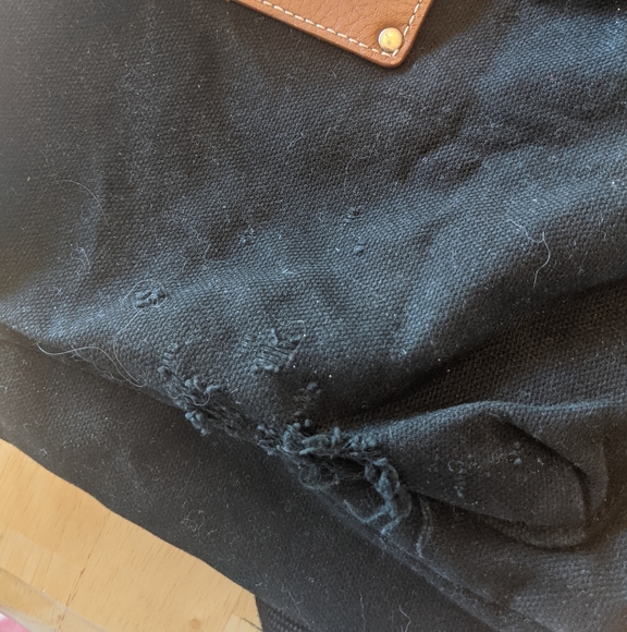 ❤️2/$20❤️ PINK Canvas Backpack - Picture 2 of 9